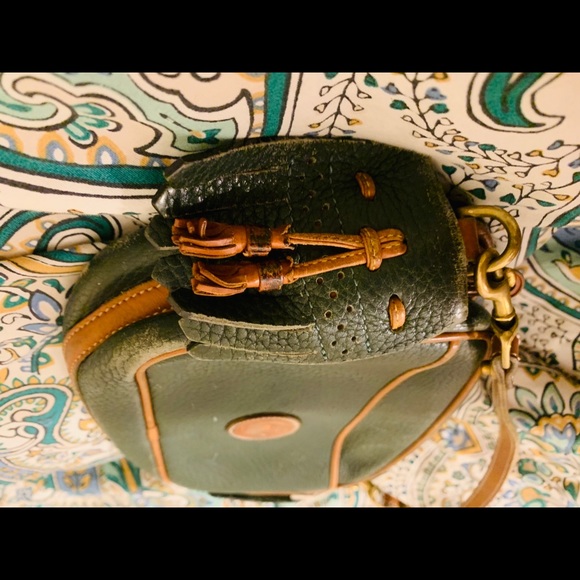 CLOSET CLEAR OUT Vintage Dooney & Burke Crossbody - Picture 5 of 5